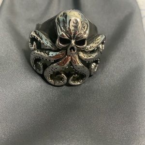 Octopus skull ring